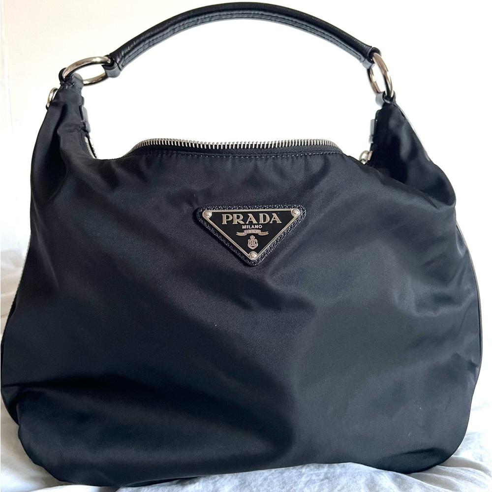 ⭐️Firm⭐️Prada Large Nylon Shoulder Handbag